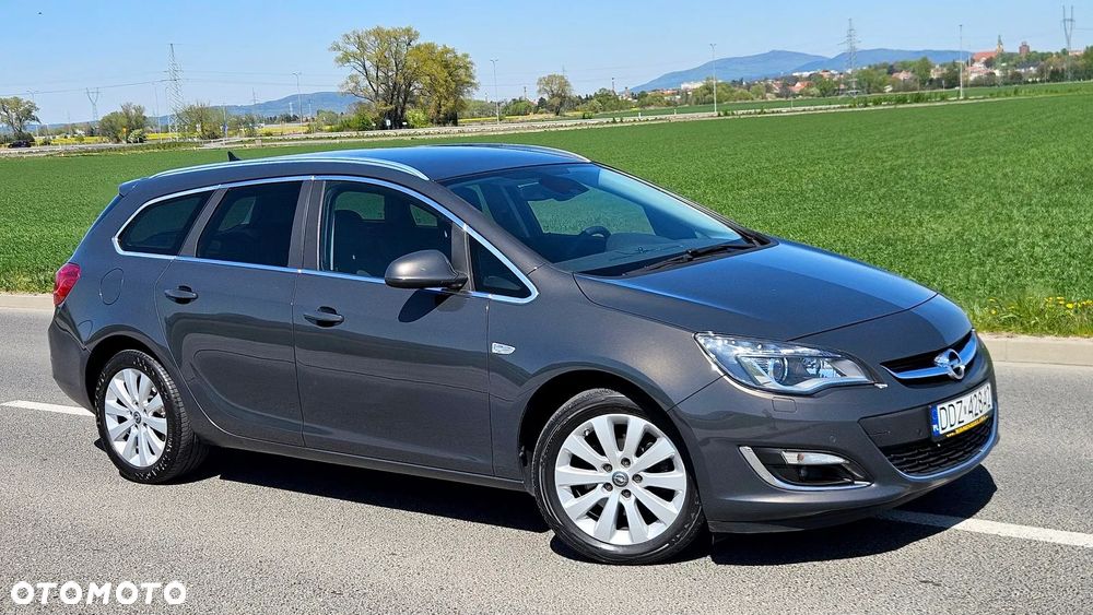 Opel Astra 2.0 CDTI Exklusiv - 2