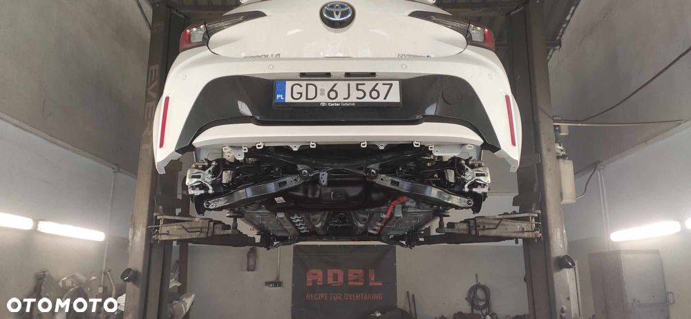 Toyota Corolla - 10