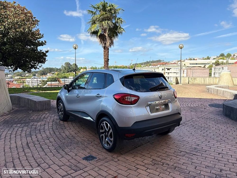 Renault Captur 1.5 dCi Exclusive - 4