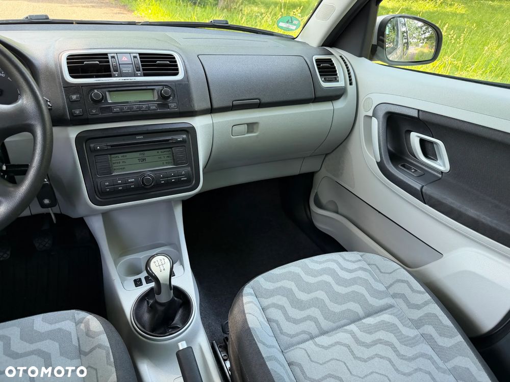 Skoda Roomster 1.6 16V Comfort PLUS EDITION - 22