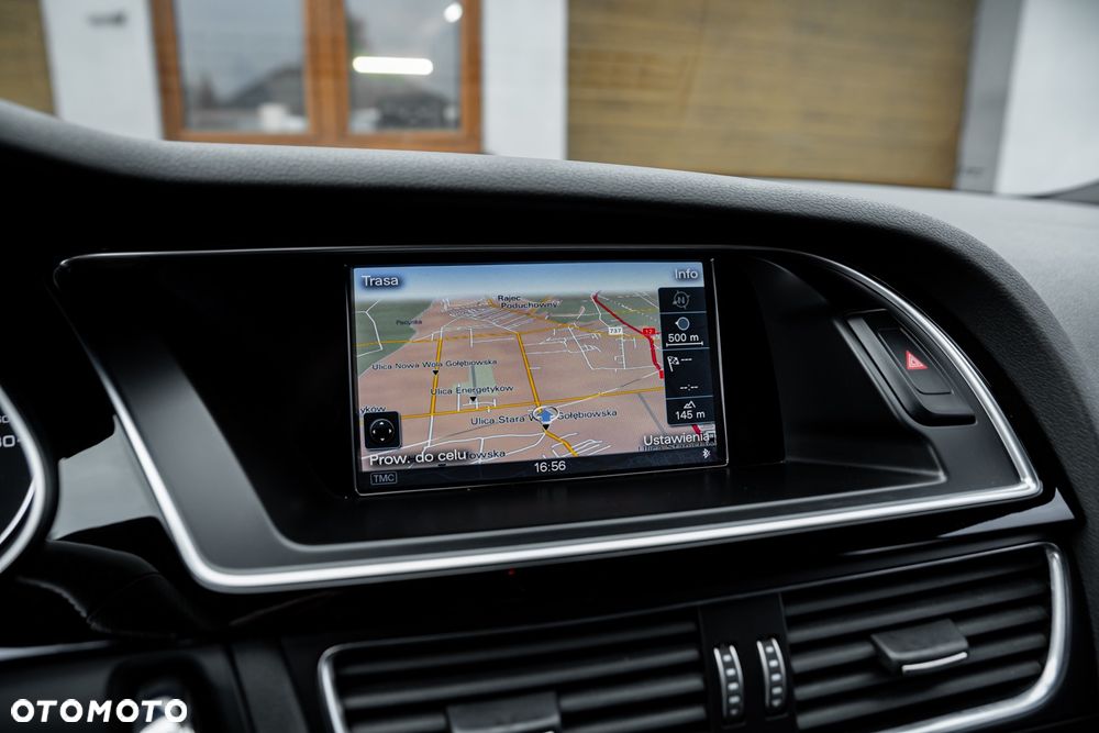 Audi A4 Avant 3.0 TDI DPF quattro S tronic S line Sportpaket - 32