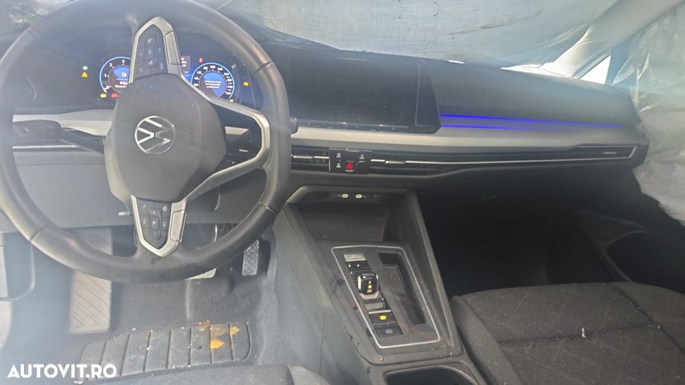 Volkswagen Golf - 3