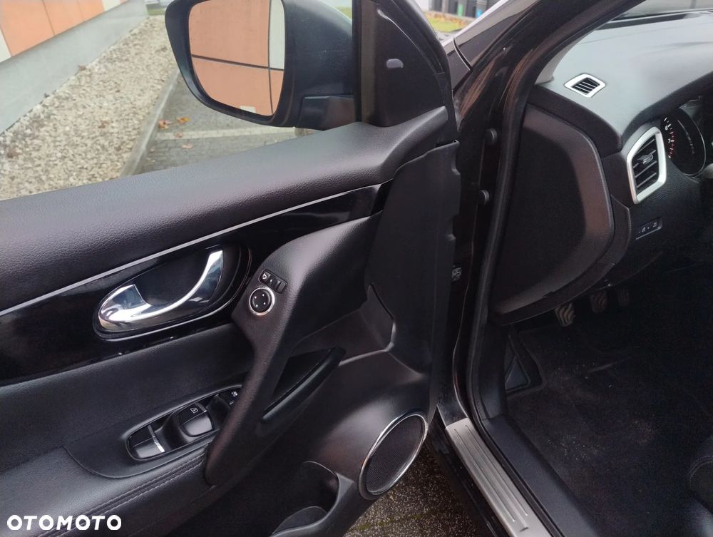 Nissan Qashqai 1.2 DIG-T 360 - 16