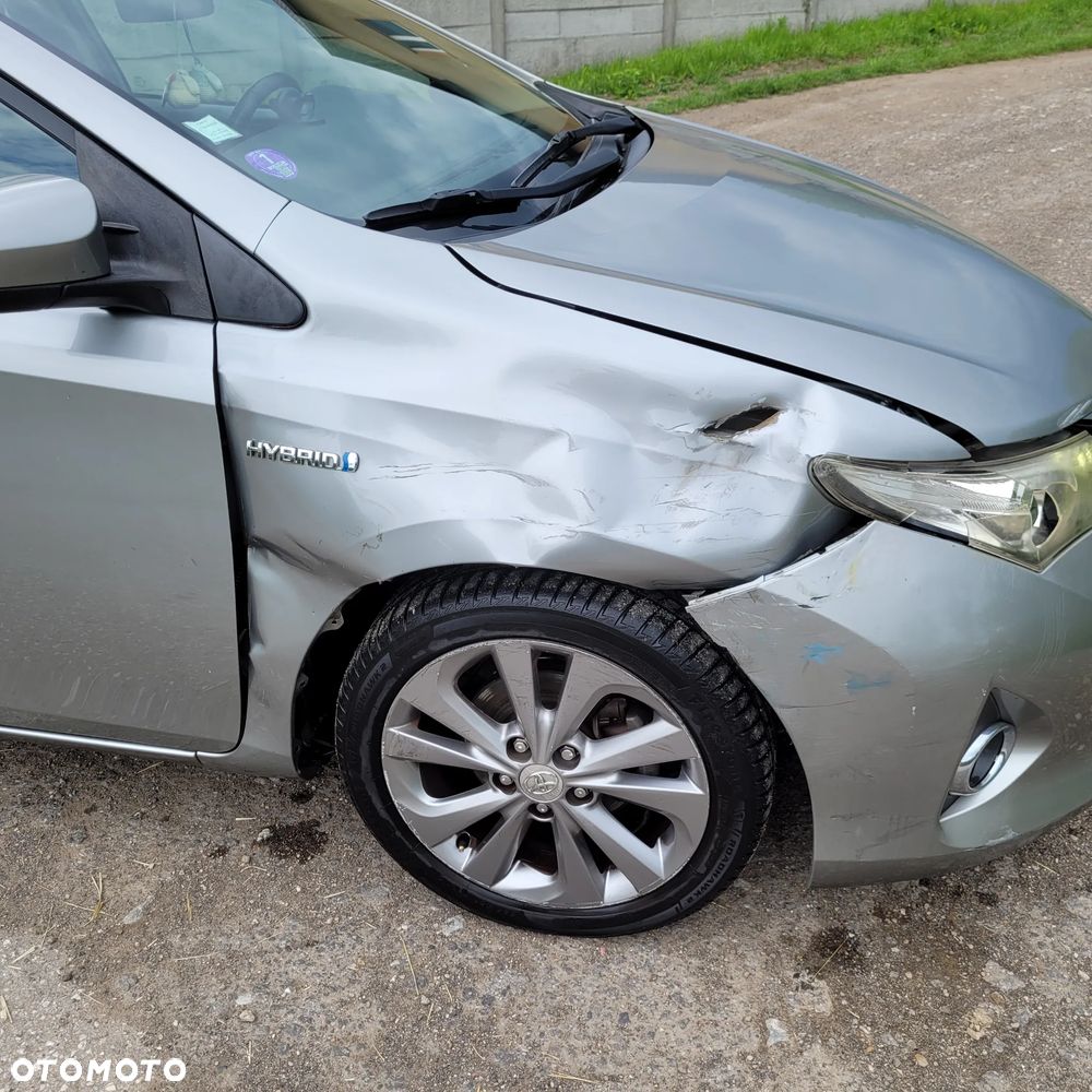 Toyota Auris 1.8 HSD Luna - 13