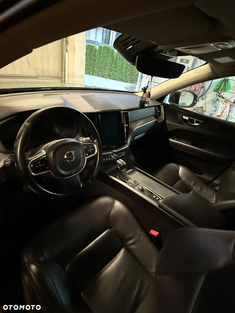 Volvo XC 60 D4 Momentum - 7