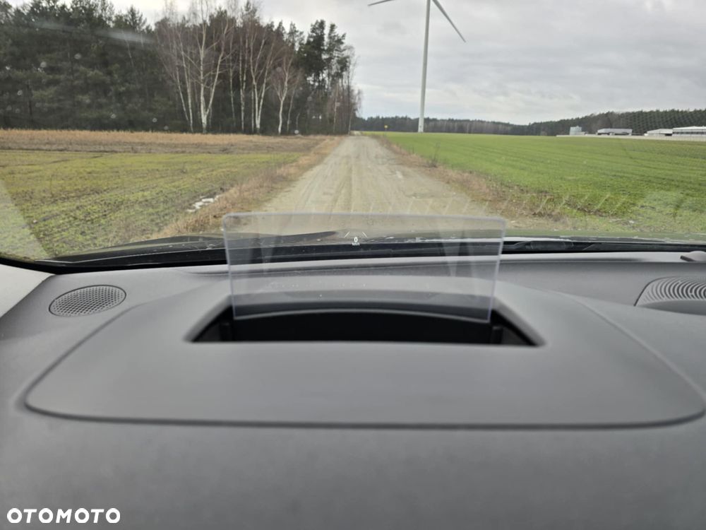 Ford Focus SW 2.0 EcoBlue Titanium - 21