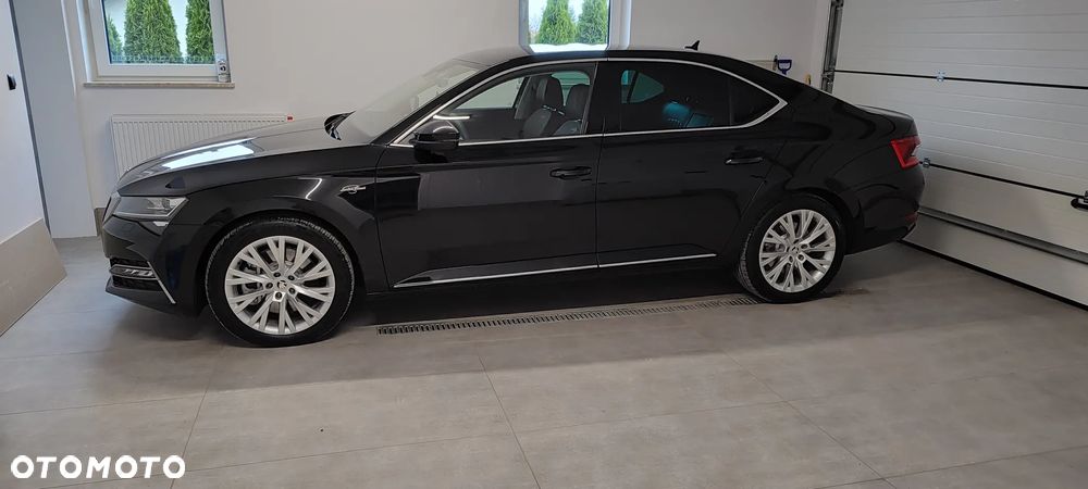 Skoda Superb 2.0 TSI 4x4 L&K DSG - 1