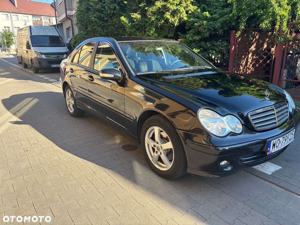 Mercedes-Benz Klasa C 200 CDI Classic DPF - 2