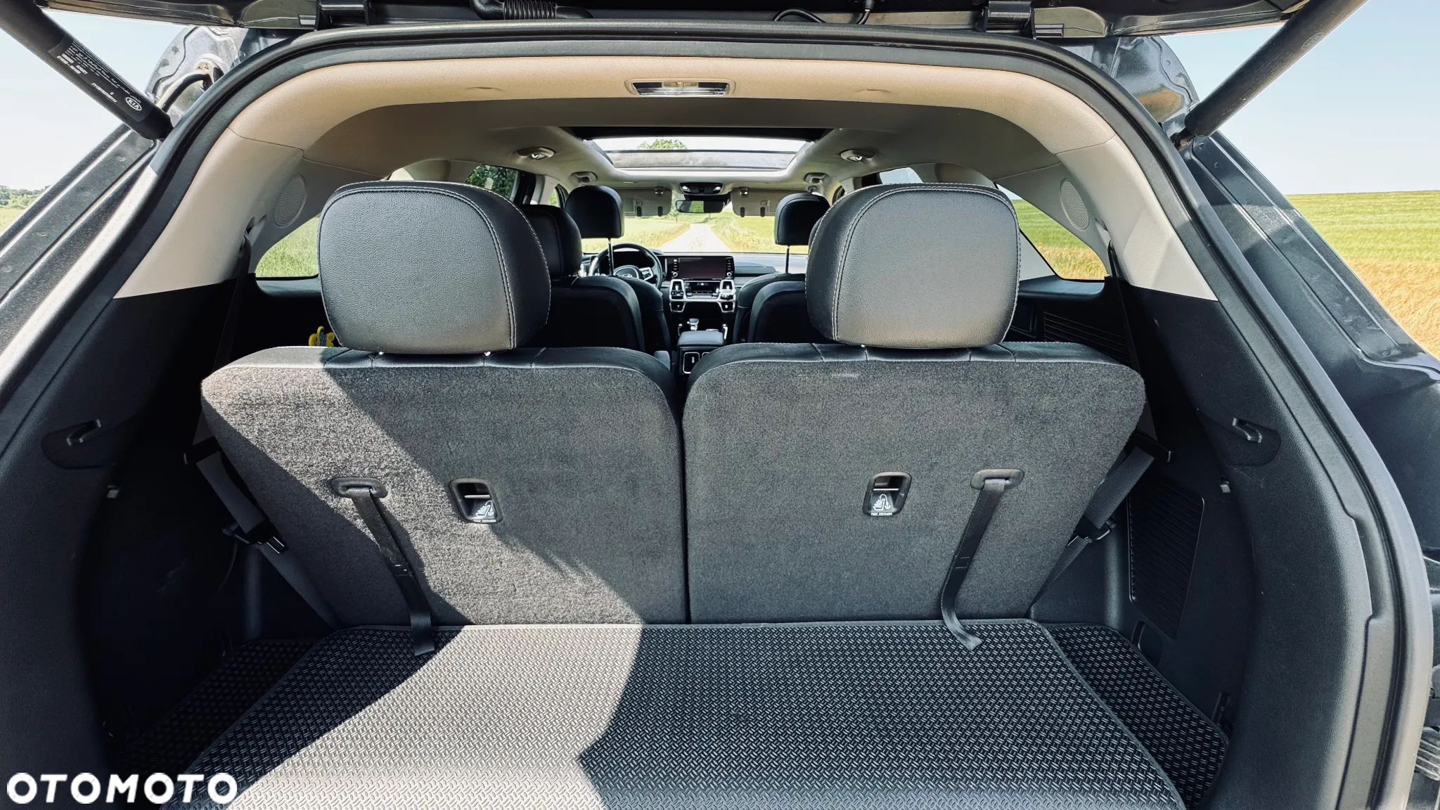 Kia Sorento - 11