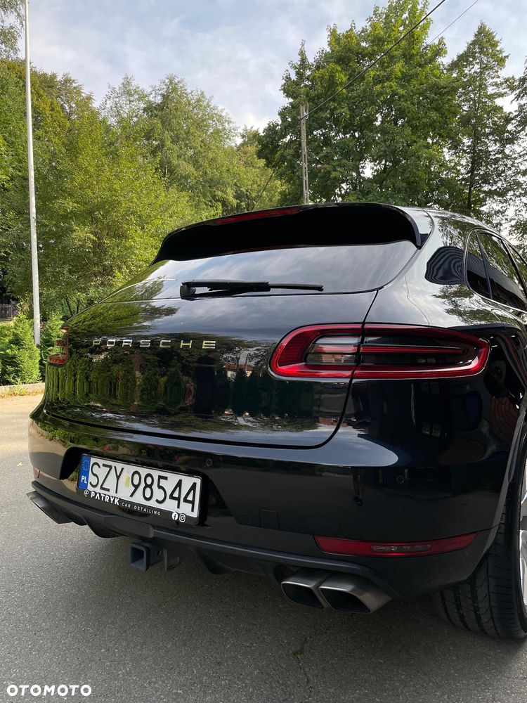 Porsche Macan Turbo PDK - 16