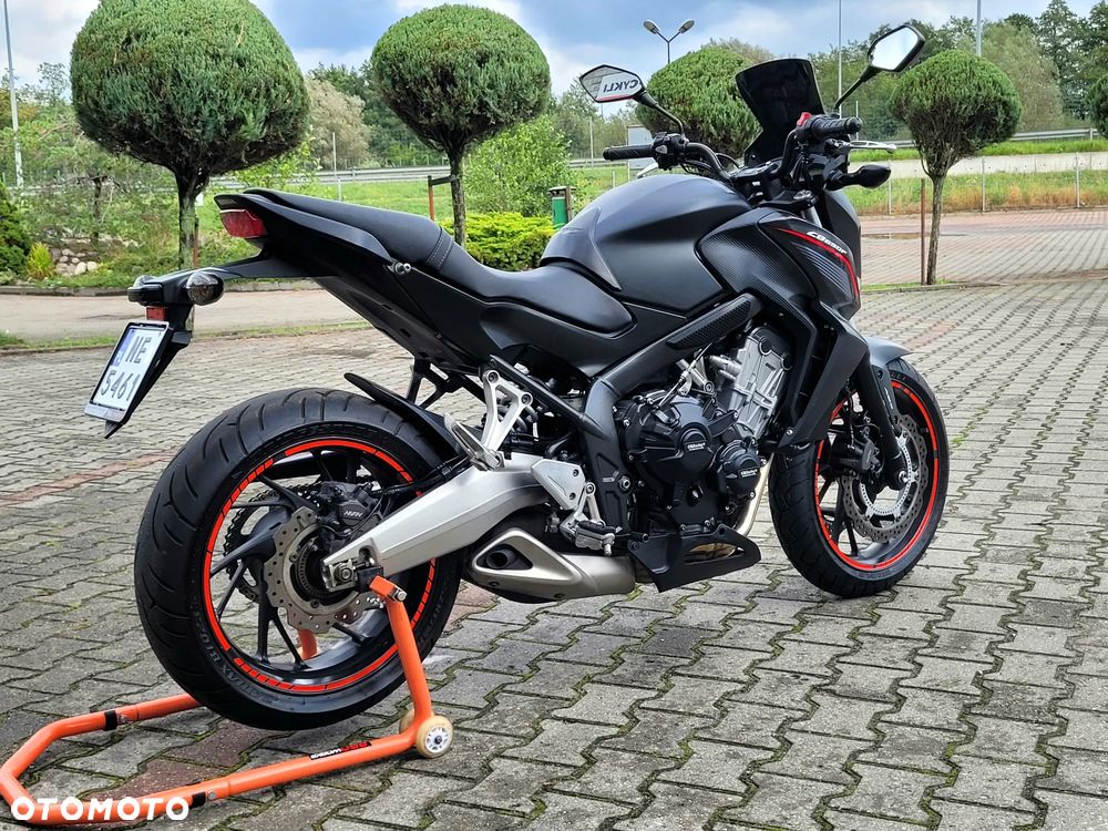 Honda CB - 9