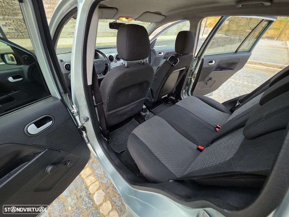 Ford Fusion 1.25 Zetec - 14