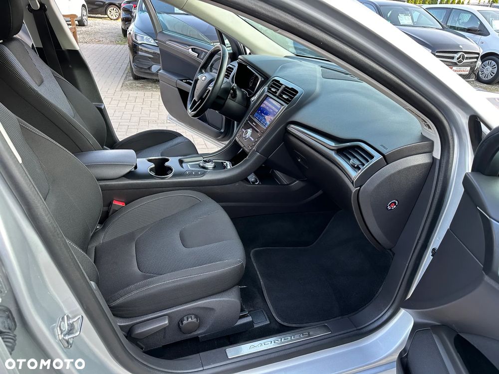 Ford Mondeo - 22