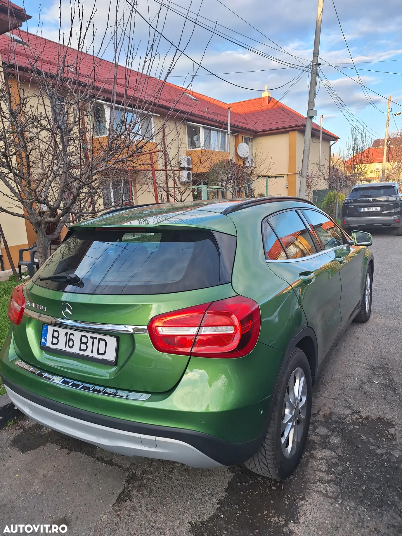 Mercedes-Benz GLA - 7