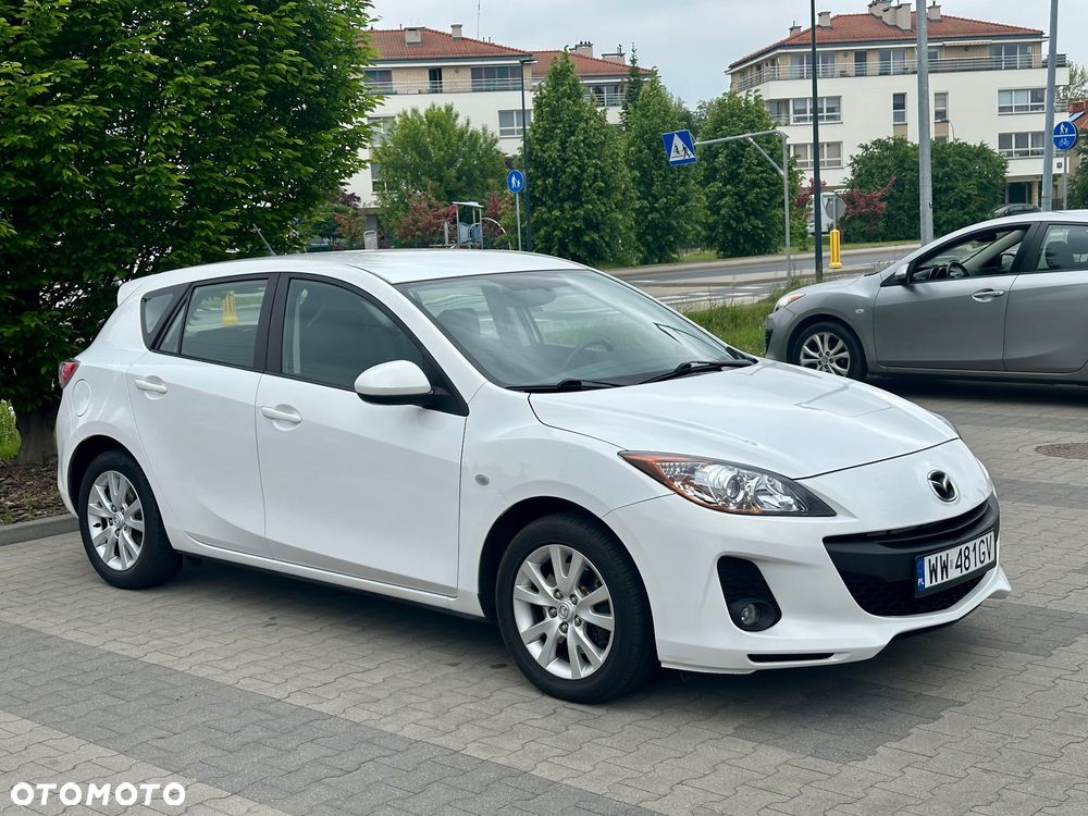 Mazda 3 2.0 Exclusive + - 6