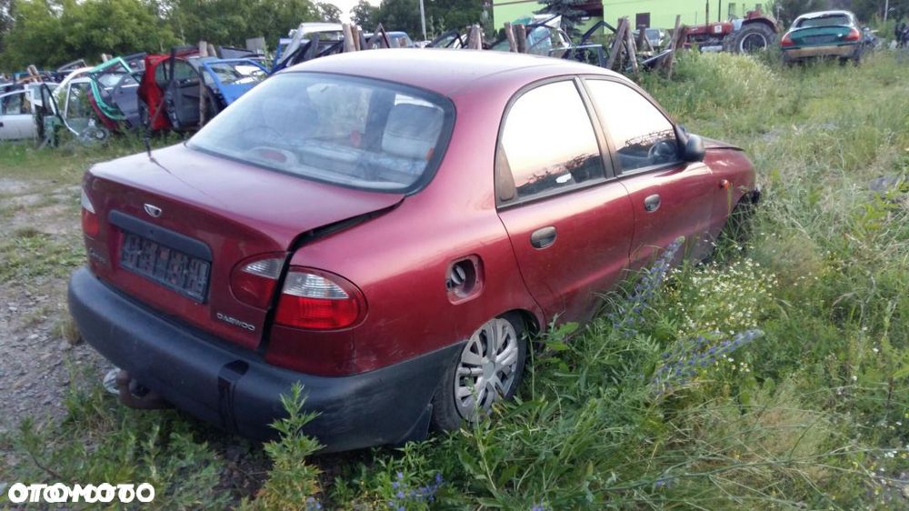 Części Daewoo  Lanos 1.6 16V A15DMS  5-drzwi bordowy - 2