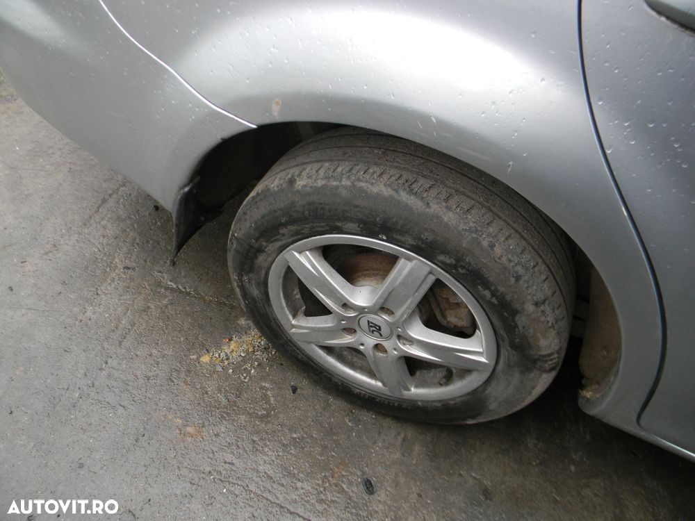 Dezmembrari  Mazda 6 (GG)  2002  > 2008 2.0 DI Motorina - 39