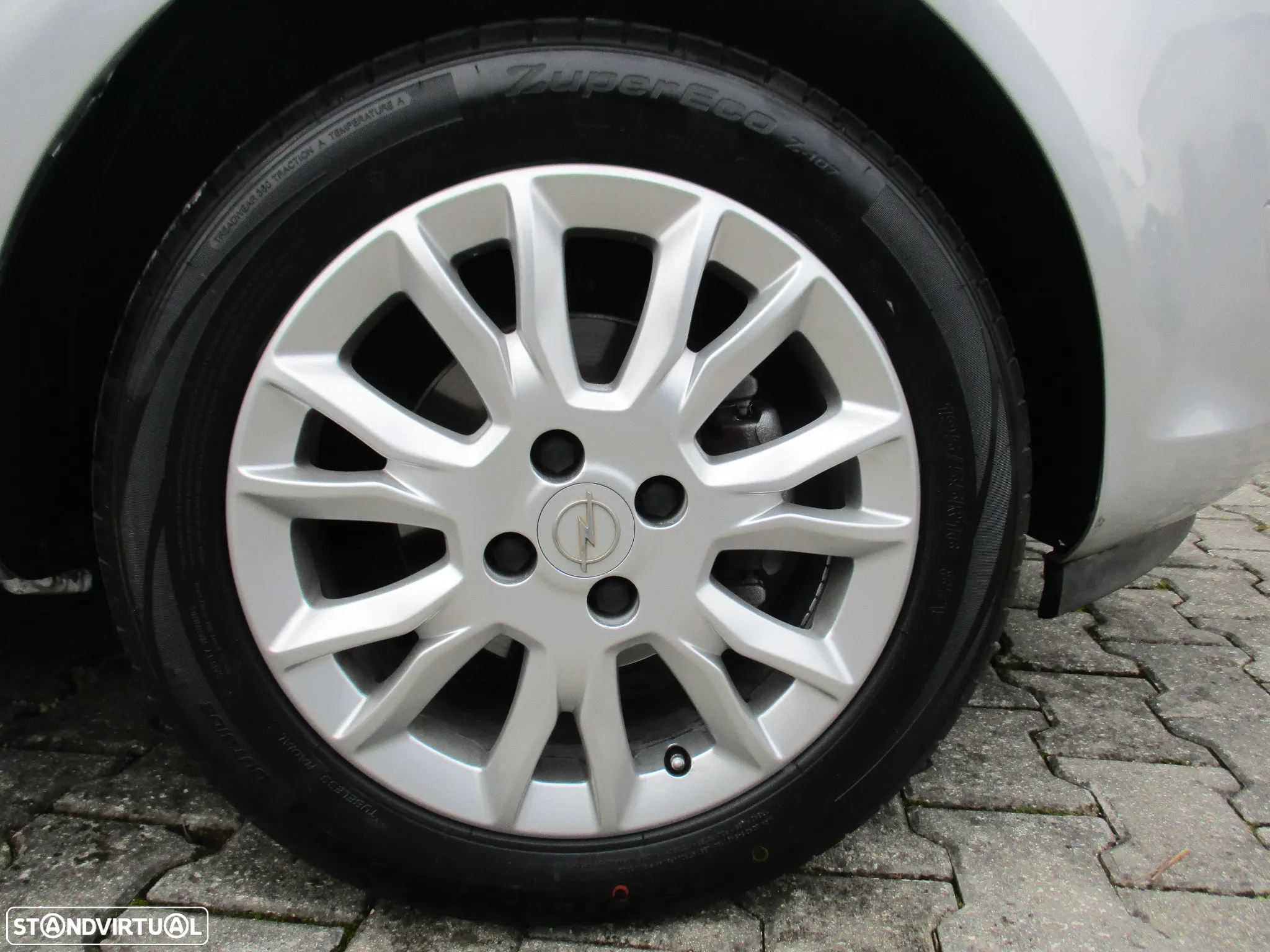 Opel Corsa 1.2 Enjoy - 22
