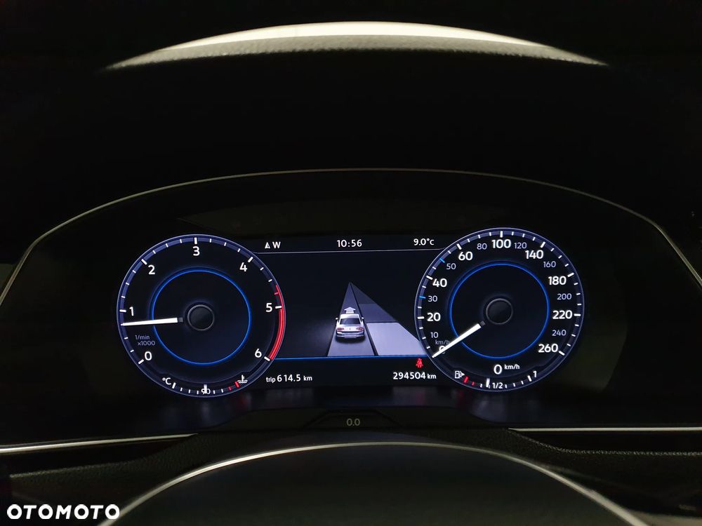 Volkswagen Passat 2.0 TDI BMT Highline - 28