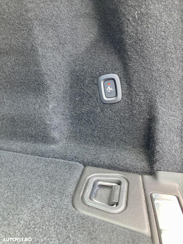 Volvo XC 60 B5 B AWD Core - 25
