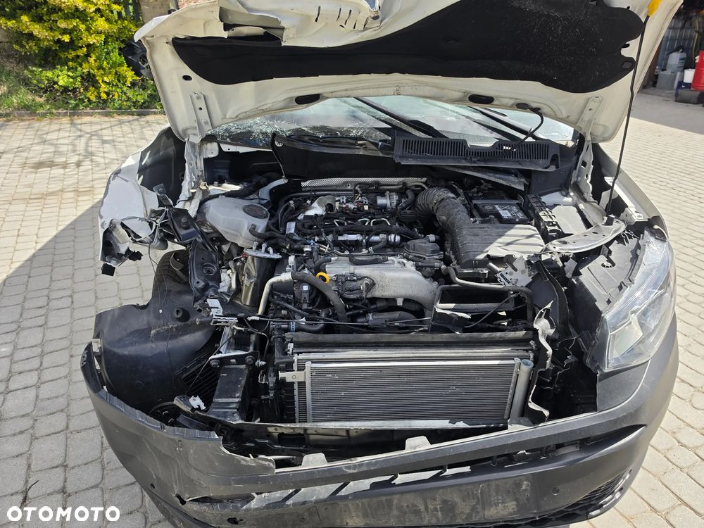 Volkswagen Caddy - 11