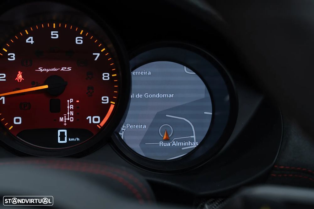 Porsche 718 Spyder RS - 34