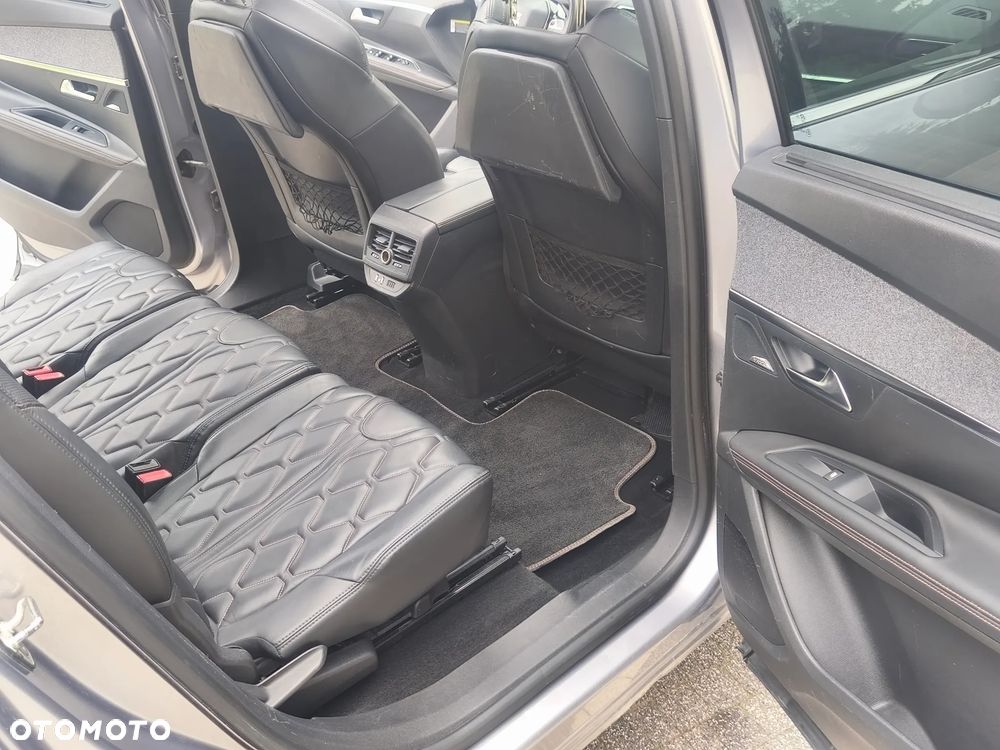 Peugeot 5008 HDI 115 Allure - 17