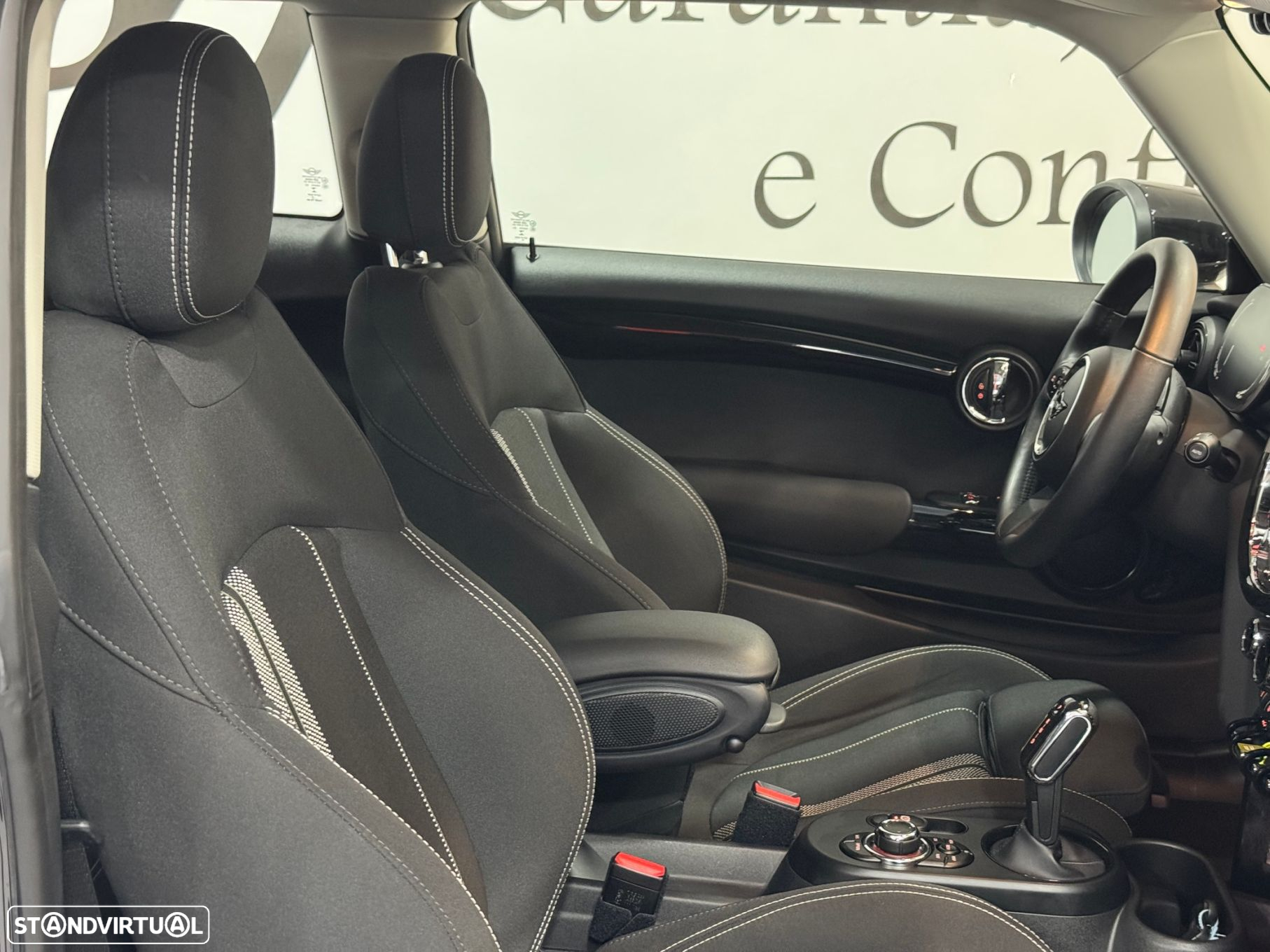 MINI 3 Portas Cooper SE - 38