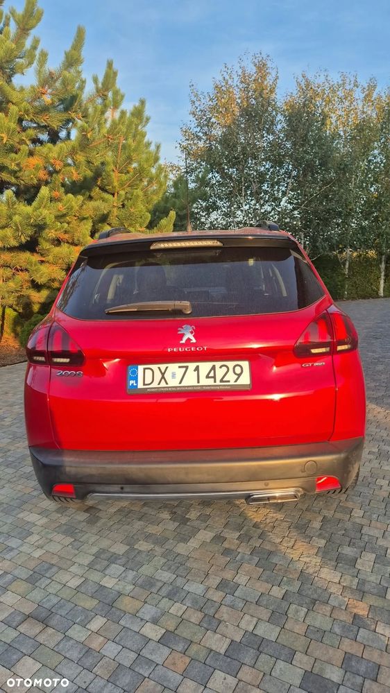 Peugeot 2008 1.2 Pure Tech GPF Allure S&S - 6