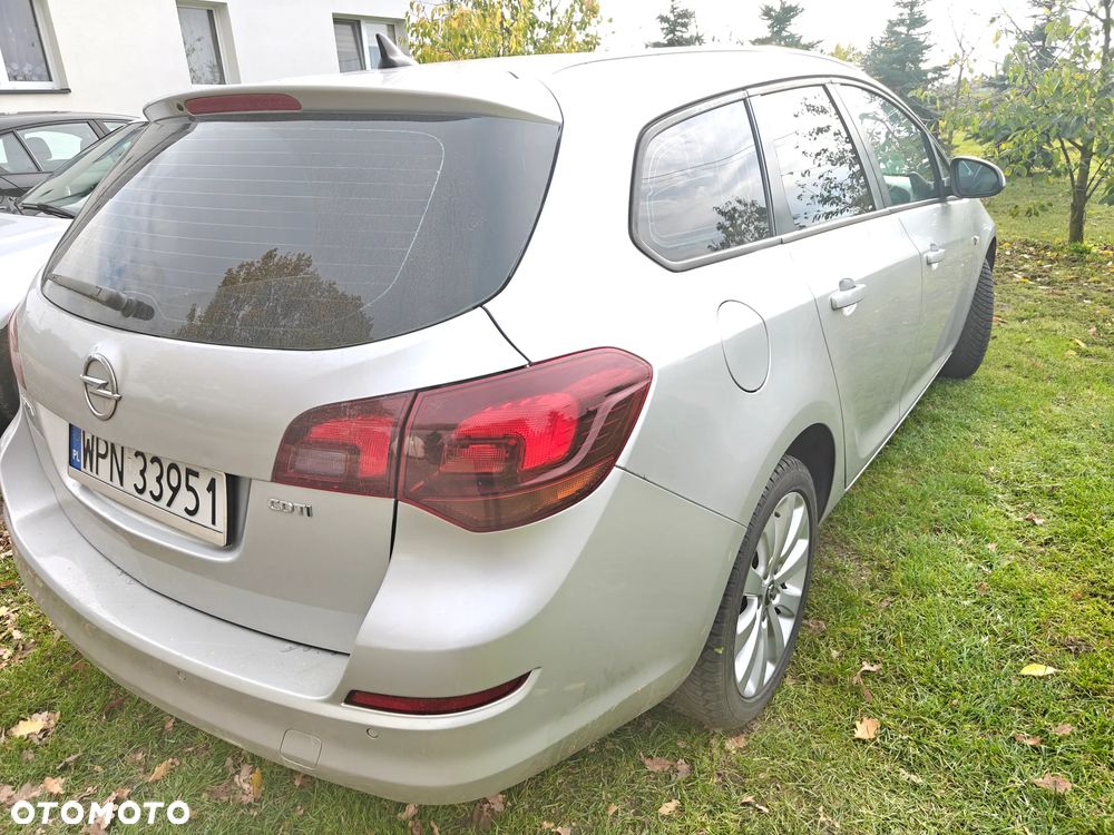 Opel Astra - 9