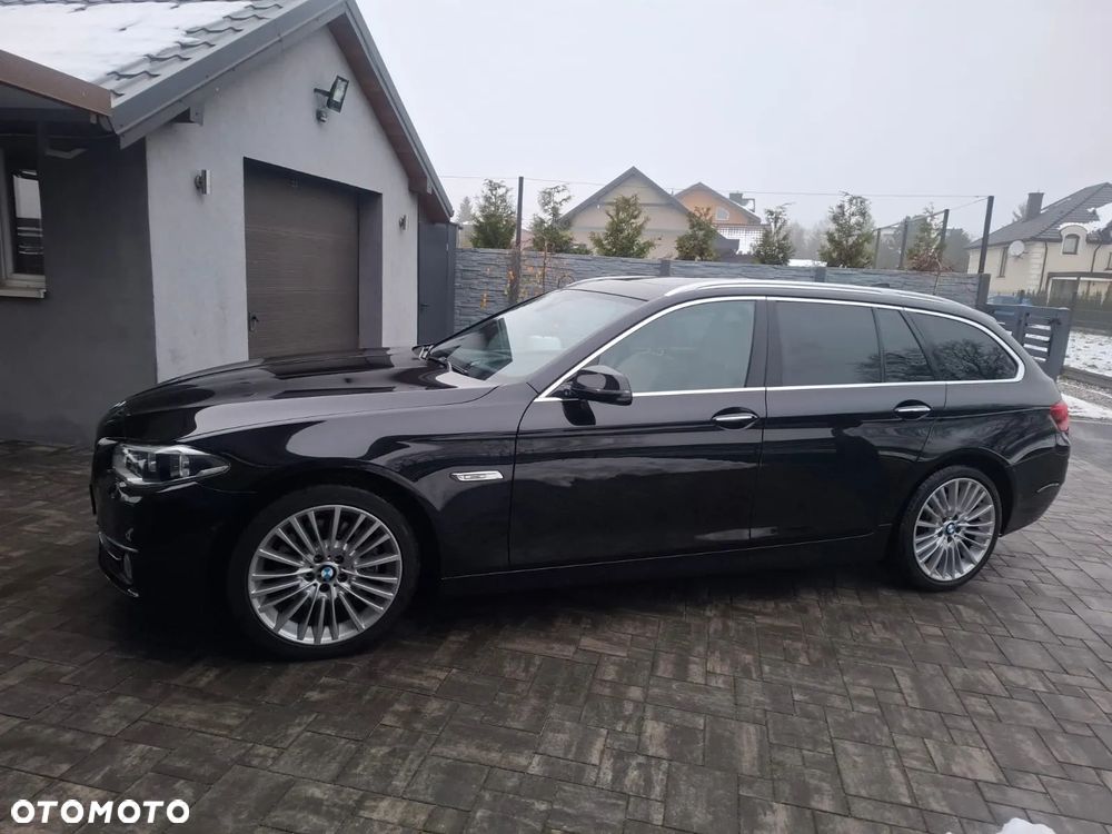 BMW Seria 5 528i Luxury Line - 29