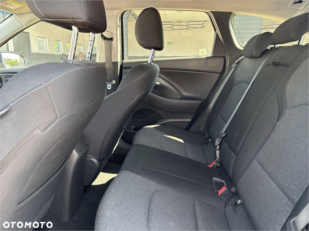 Hyundai i30 1.5 DPI Smart - 16