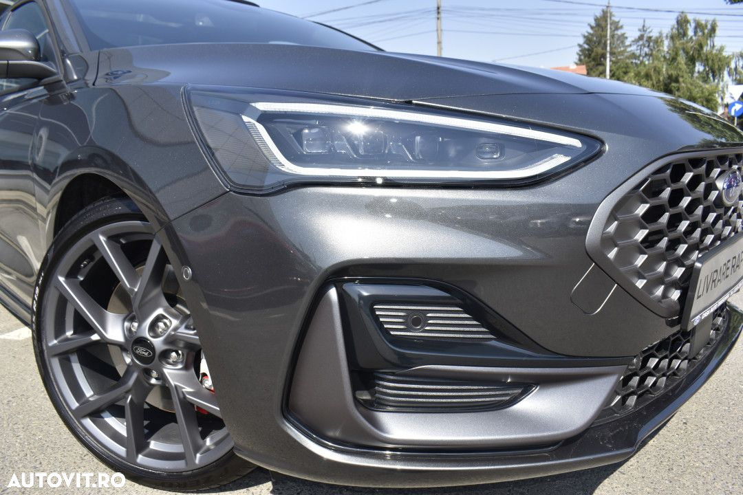 Ford Focus - 8
