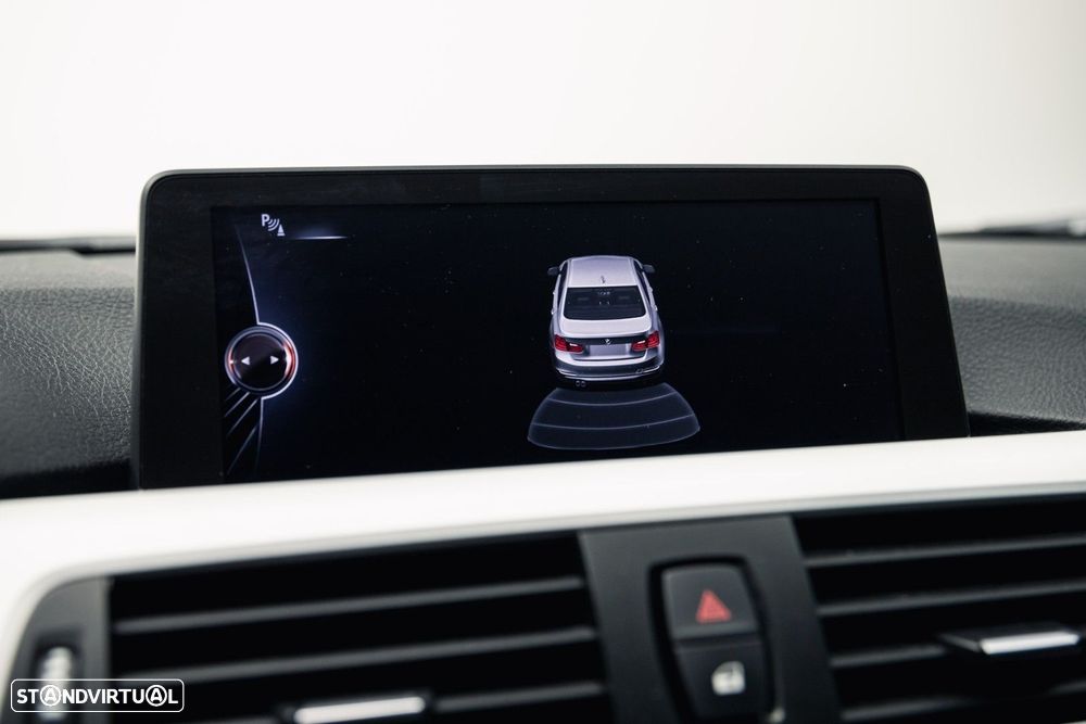 BMW 318 d Pack M - 26