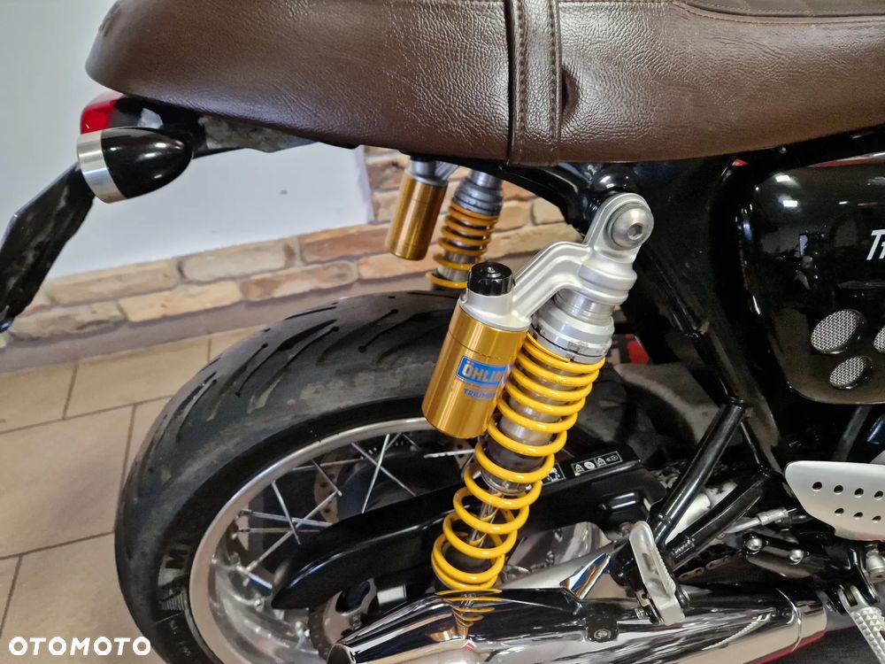 Triumph Thruxton - 25