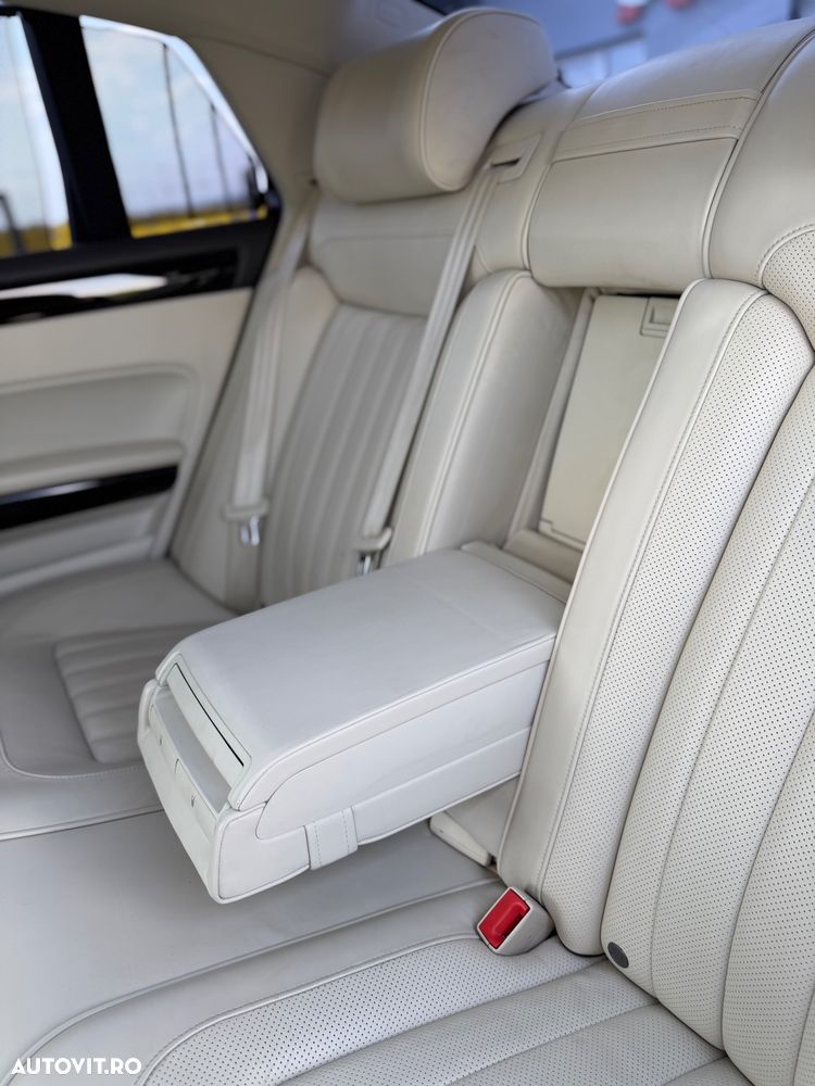 Volkswagen Phaeton 4.2 4Motion V8 Aut Lang - 26