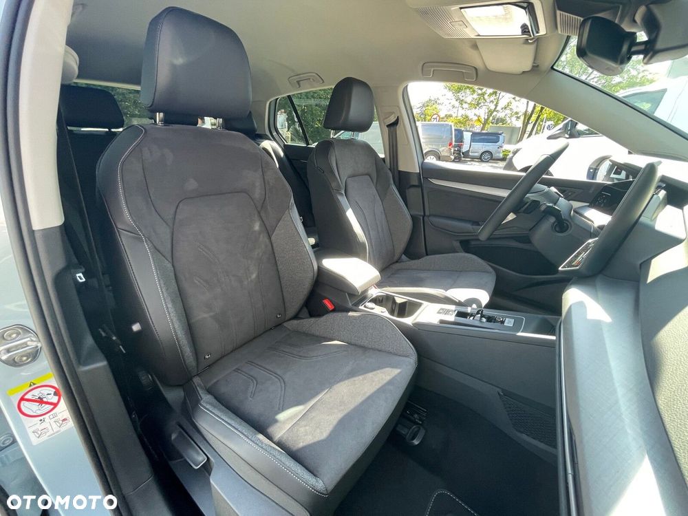 Volkswagen Golf - 13