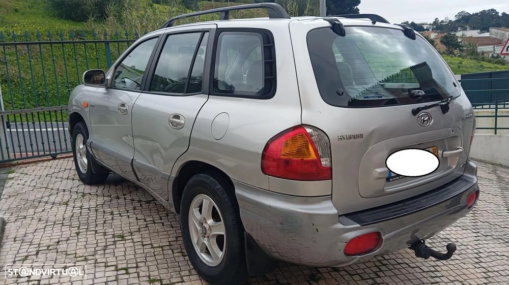 Hyundai Santa Fe 2.0 CRDi Family 4WD - 3