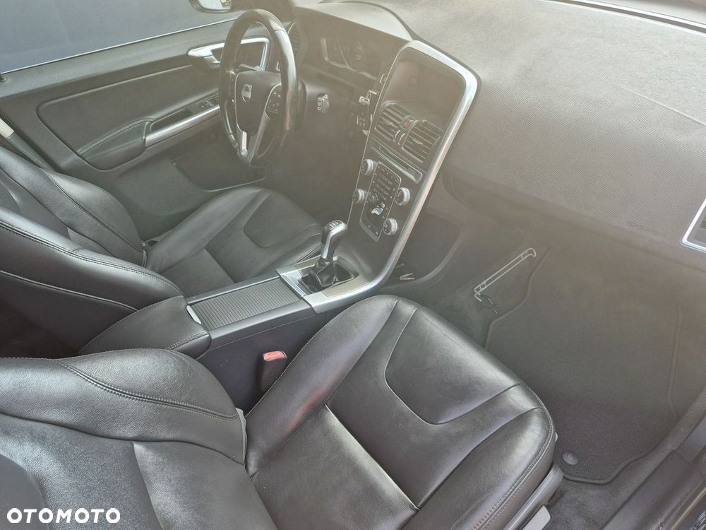 Volvo XC 60 - 11
