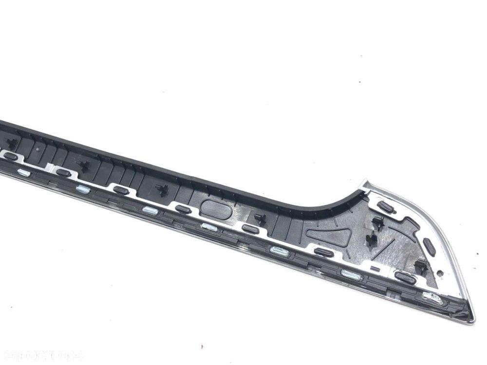 LISTWA DEKOR TUNELU PRAWA  AUDI A8 D5 (4N2, 4N8) 2017 - 2022 60 TFSI Mild Hybrid quattro 338 kW [460 - 5