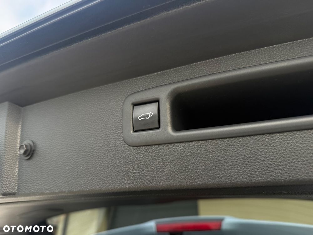 Toyota Highlander 2.5 Hybrid Prestige - 25