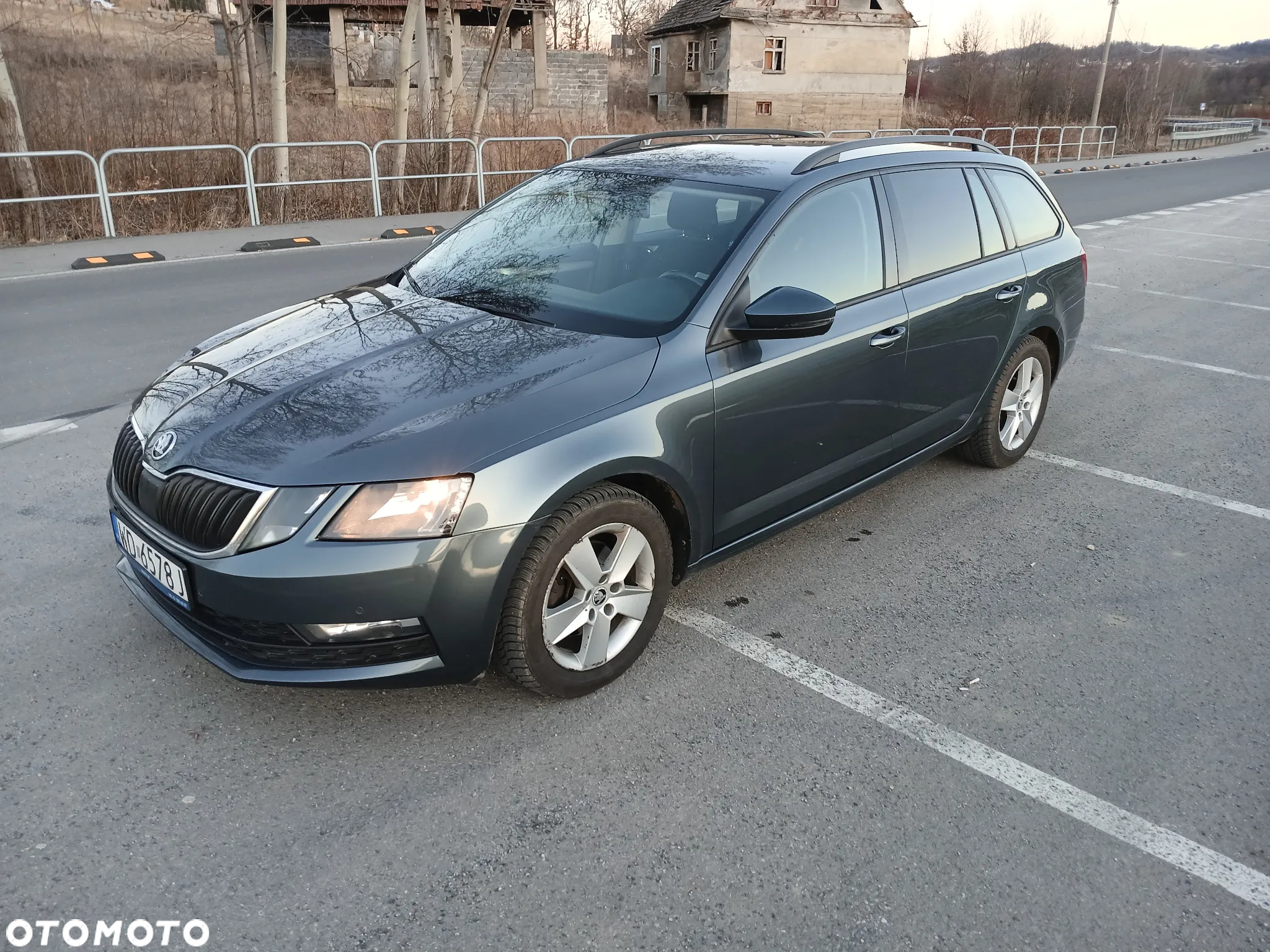Skoda Octavia 1.4 TSI Ambition - 11