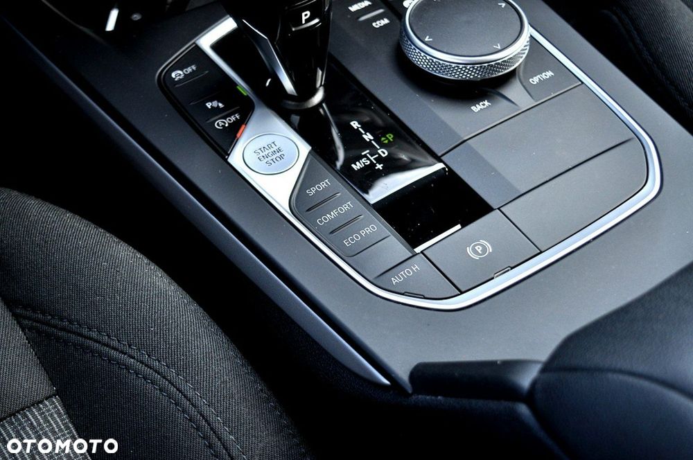 BMW Seria 1 116d - 19