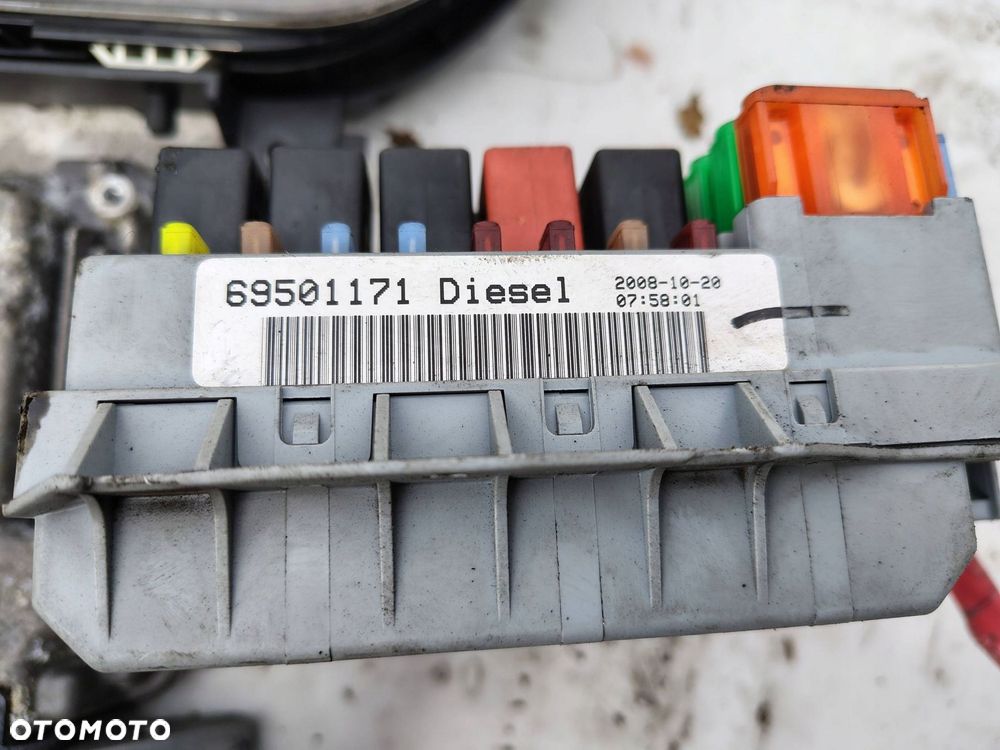 KOMPUTER SILNIKA ZESTAW 504121602 IVECO DAILY 3 III 35C15 FL LIFT 2 2.0 HPI - 4