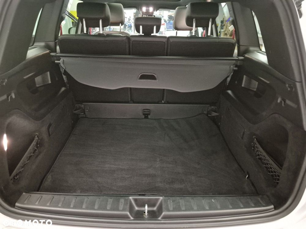 Mercedes-Benz GLB AMG 35 mHEV 4-Matic 8G-DCT - 18