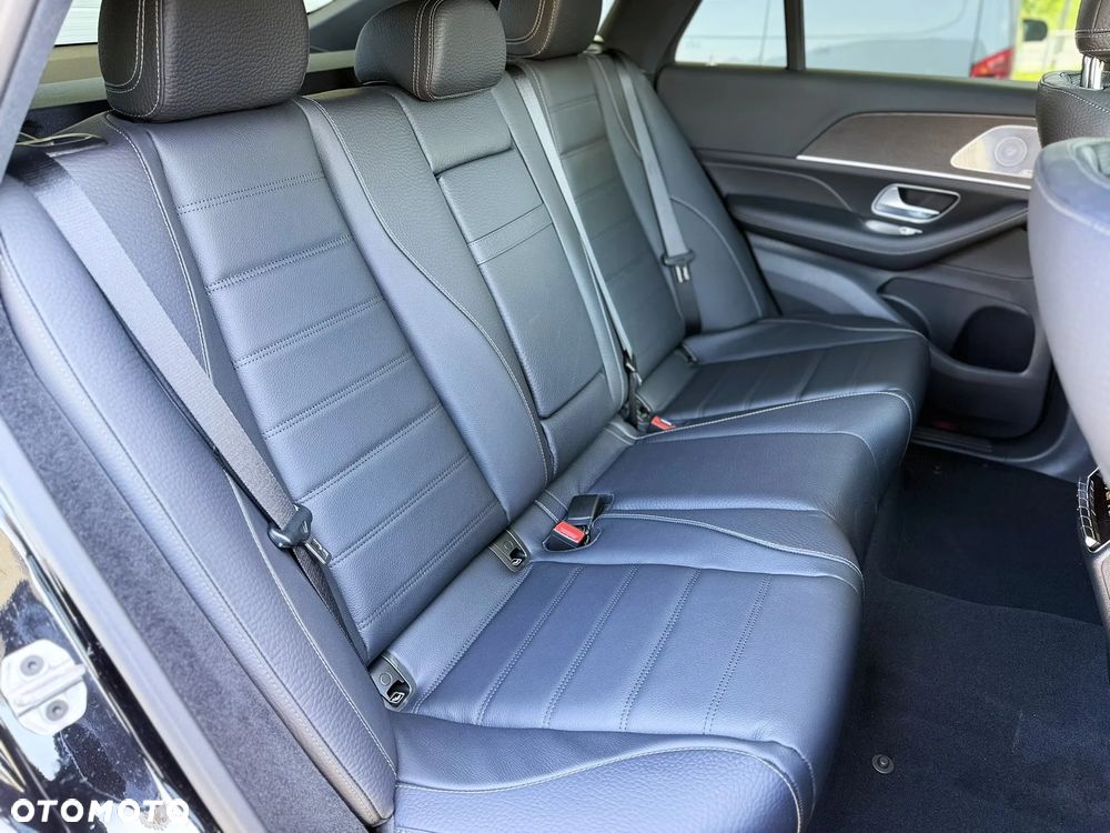 Mercedes-Benz GLE - 31