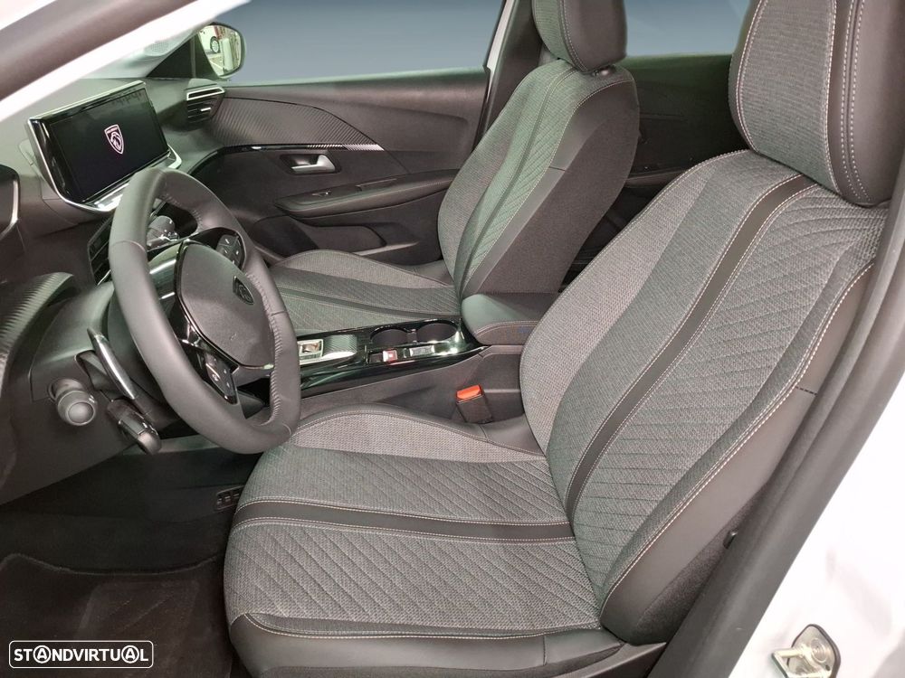 Peugeot 208 1.2 Hybrid Allure e-DCS6 - 11