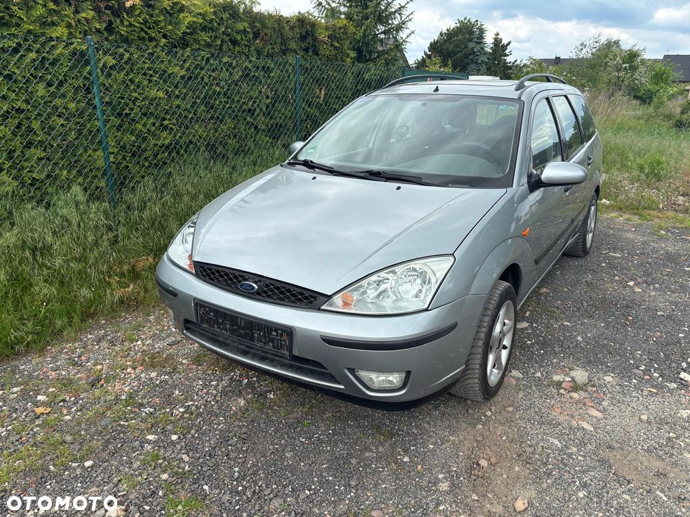 Ford Focus 1.8 Ambiente - 4