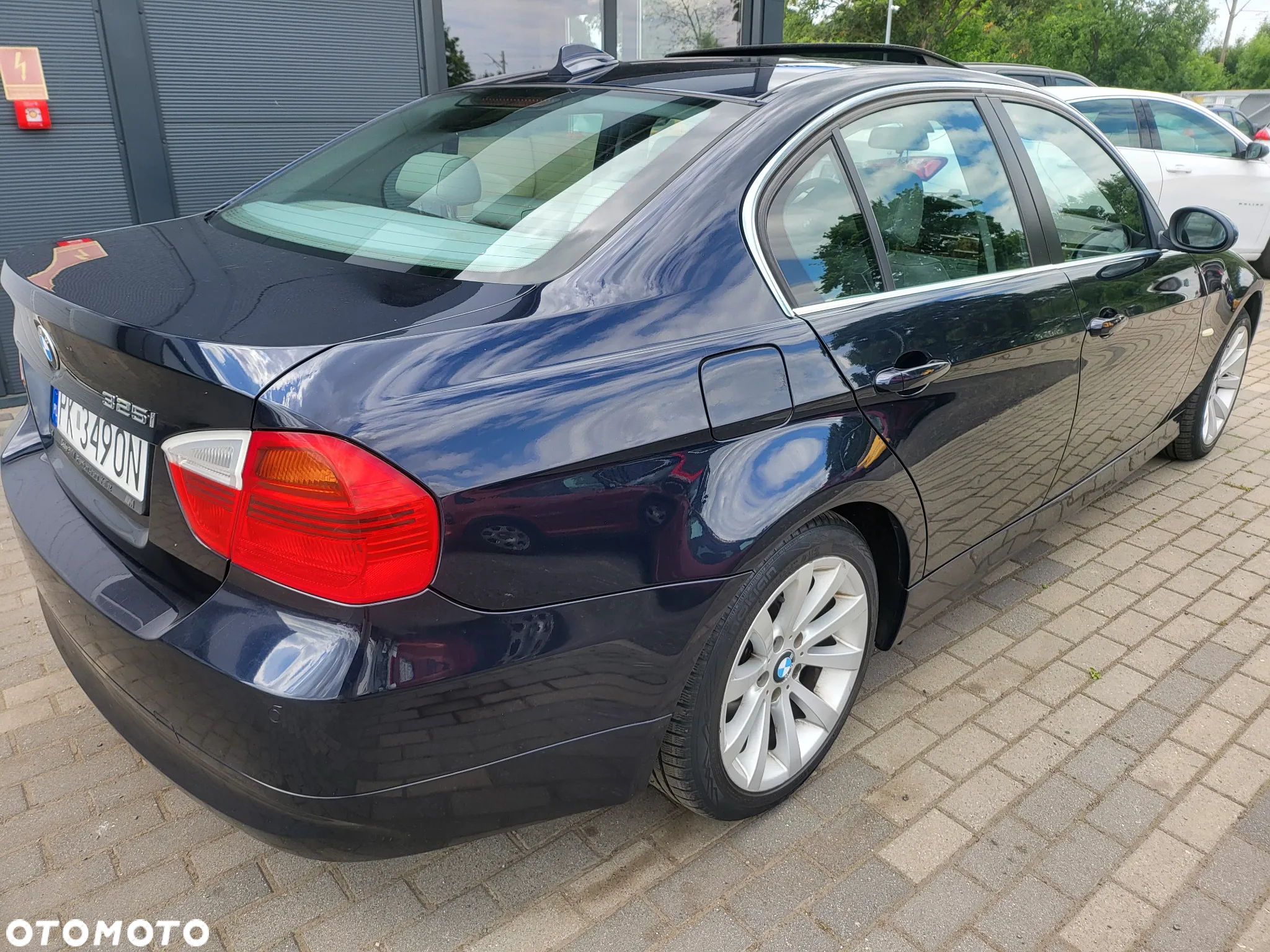 BMW Seria 3 325i - 30
