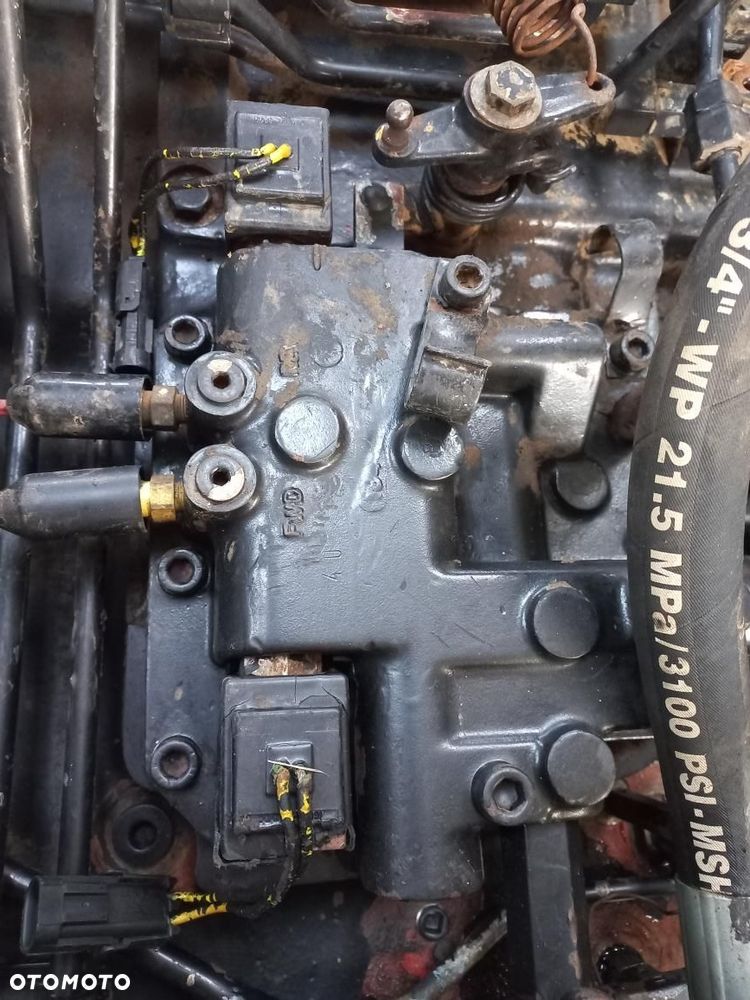 Case IH Maxxum 5120,5130,5140,5140 skrzynia biegów 1341054C6,most carraro 709/S2,silnik 4T-390,podnośnik,hydraulika,kosz,pompa 119084A1,cewka,zawór,atak,przystawka,łożysko,119625A2,119411A3,600798,1971474C3,221441A1,1986867C1, - 6